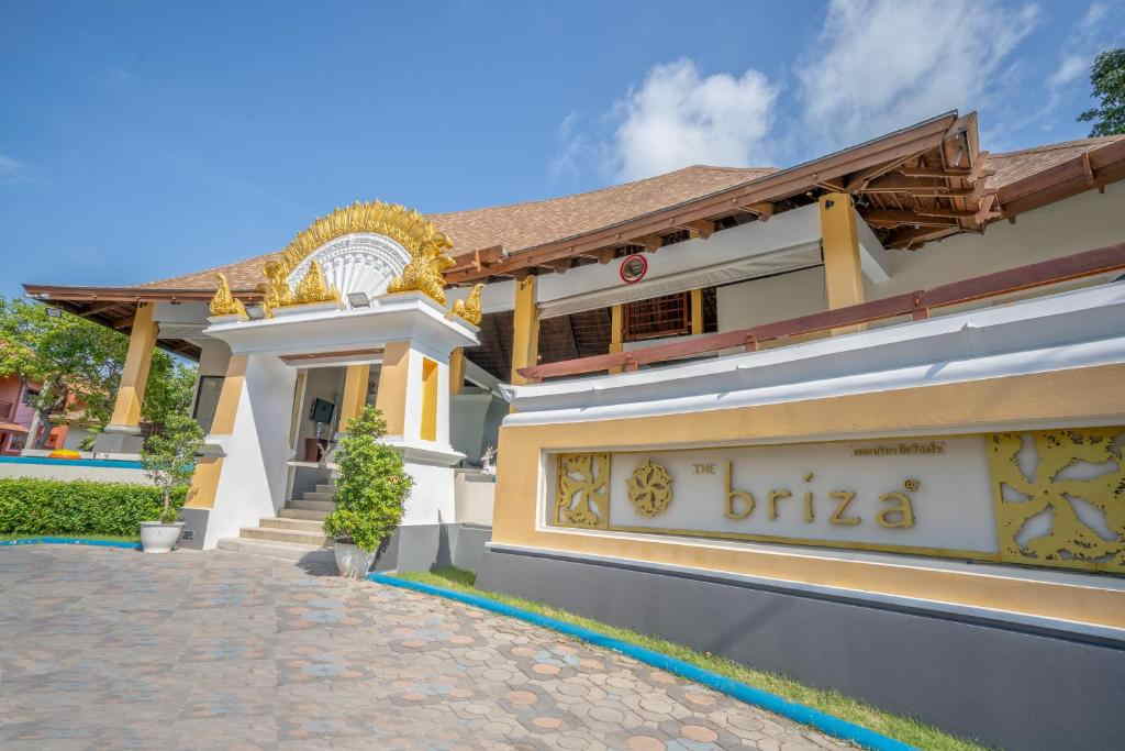 The Briza Beach Resort Samui 9