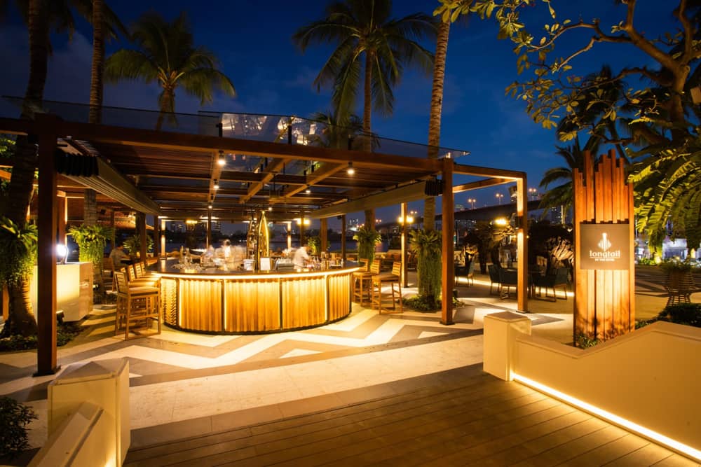 Anantara Riverside Resort Bangkok Bar Pool