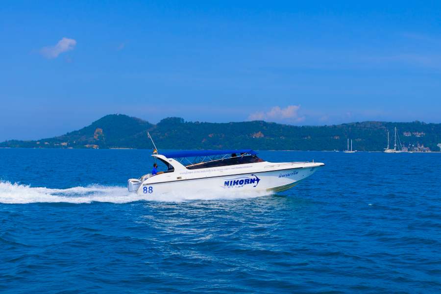Coral island Speed boat