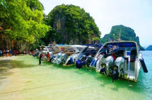 Speed boat to Hong island in Krabi