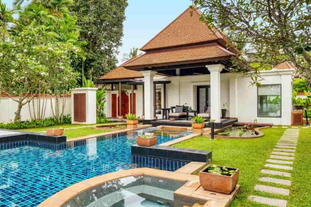 Spa Pool Villa Phuket